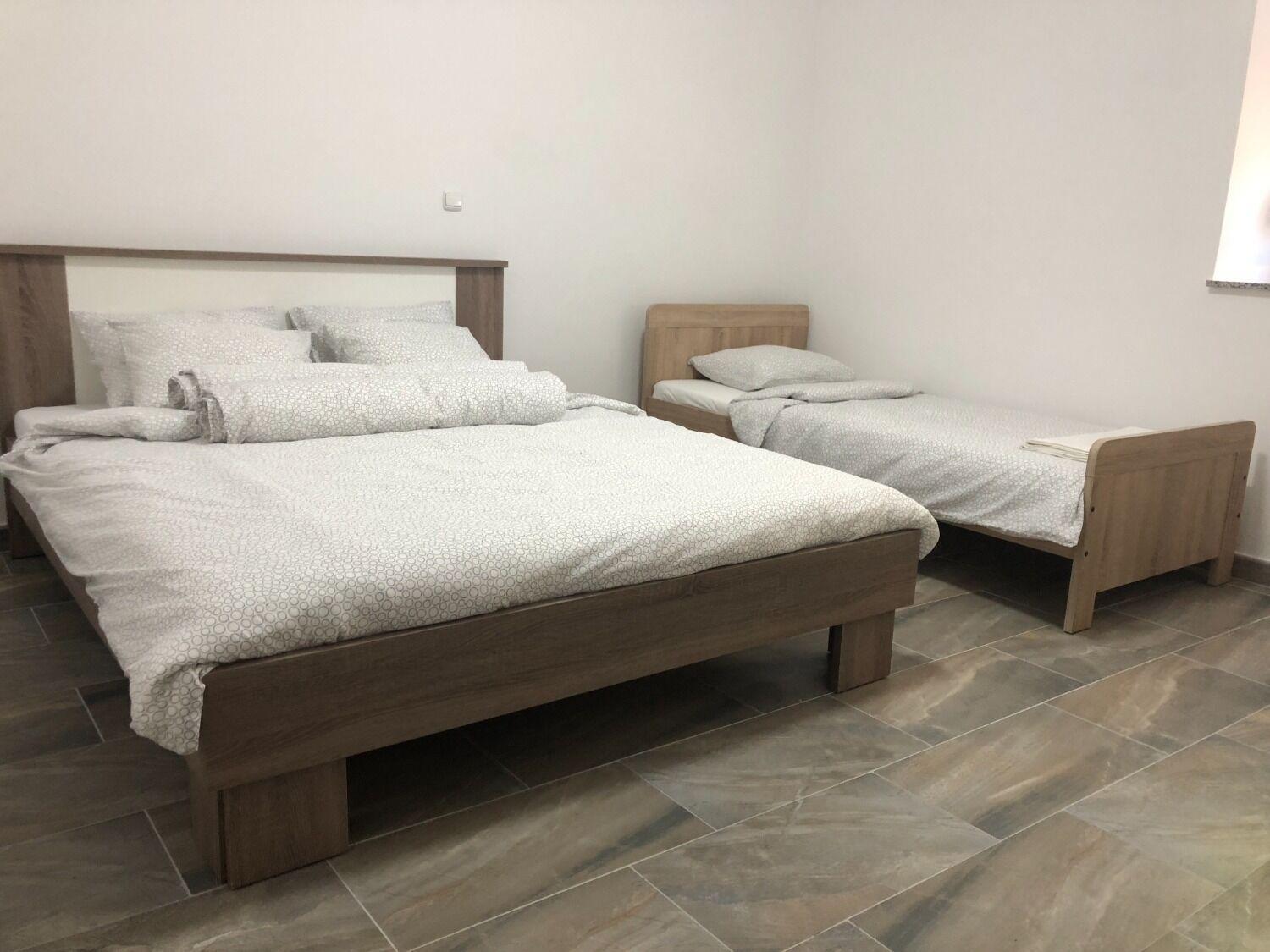 Apartments Milja - 10 M From Sea Мандре Екстериор снимка