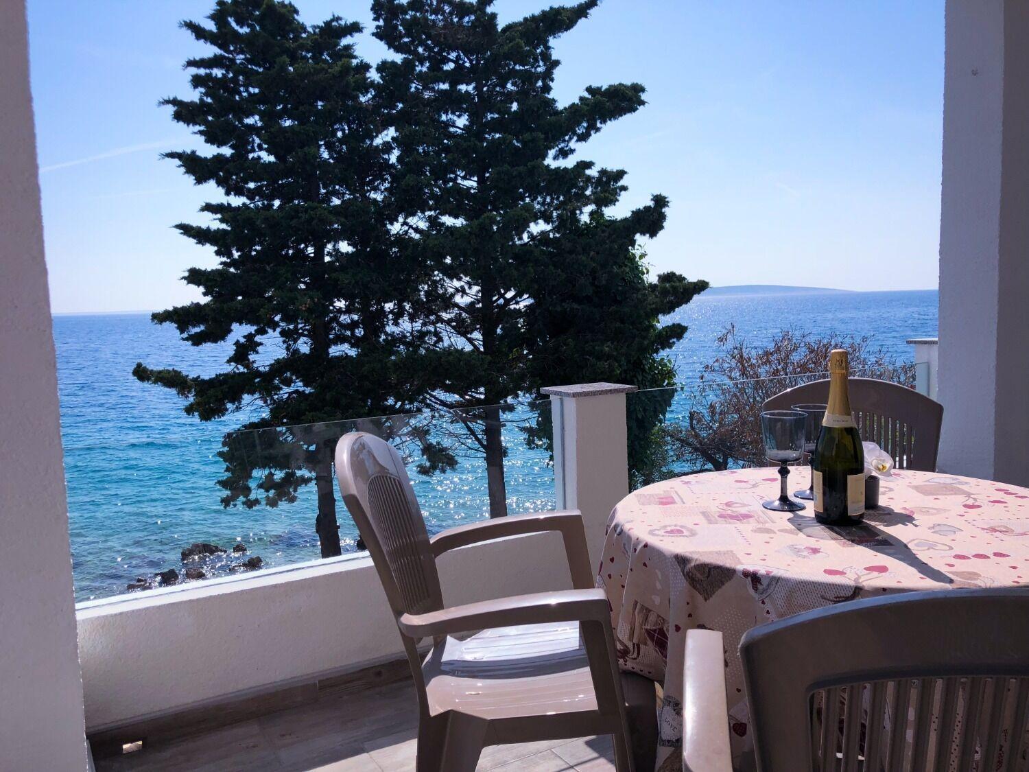 Apartments Milja - 10 M From Sea Мандре Екстериор снимка