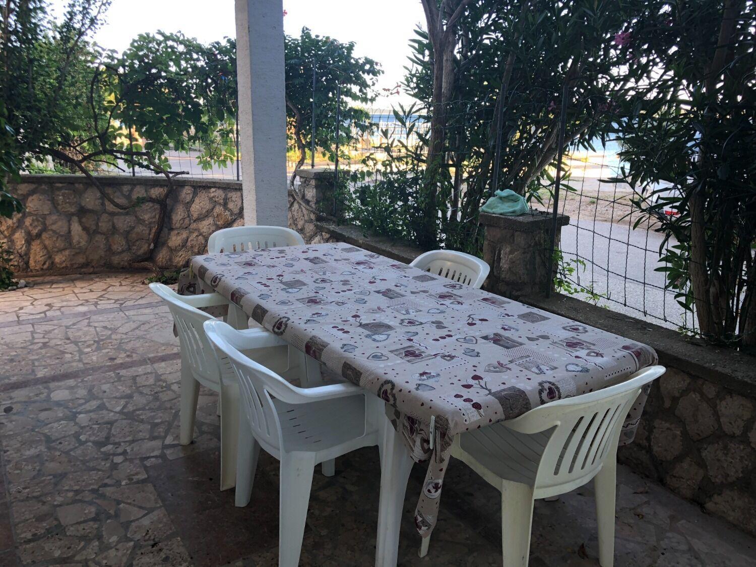 Apartments Milja - 10 M From Sea Мандре Екстериор снимка