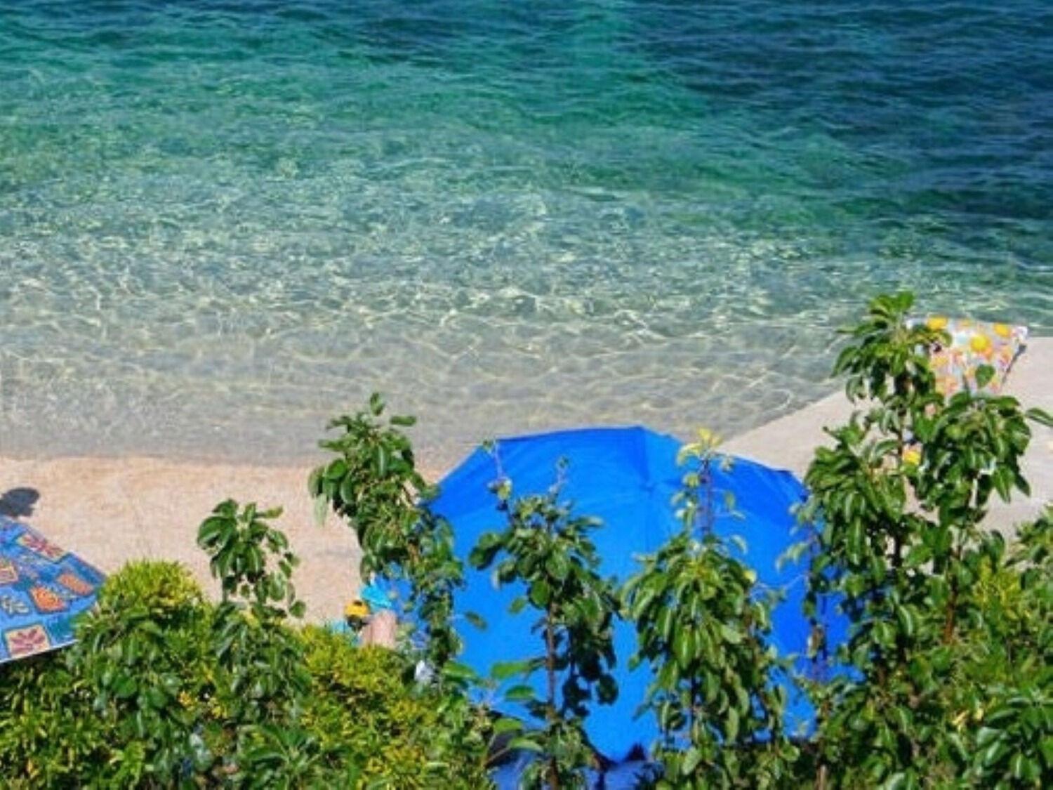Apartments Milja - 10 M From Sea Мандре Екстериор снимка