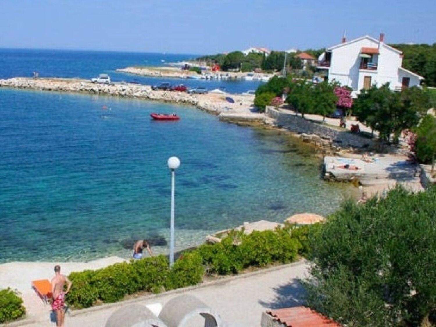 Apartments Milja - 10 M From Sea Мандре Екстериор снимка